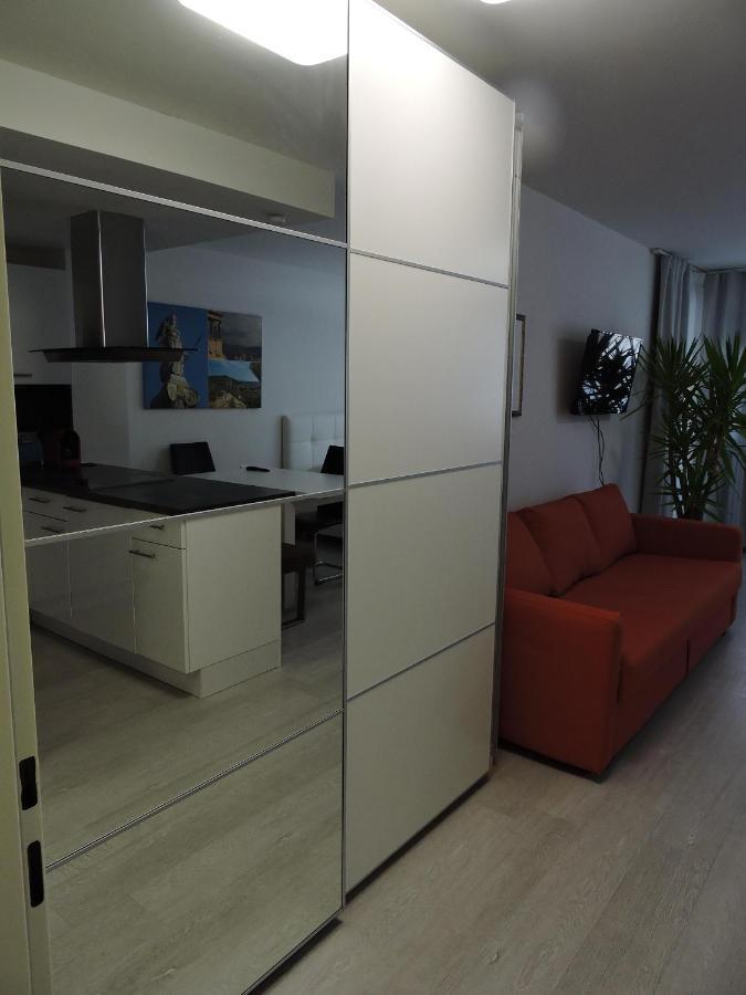 101 Athen, Studio Apartment, 38M2 1-4 Pers クラーゲンフルト エクステリア 写真