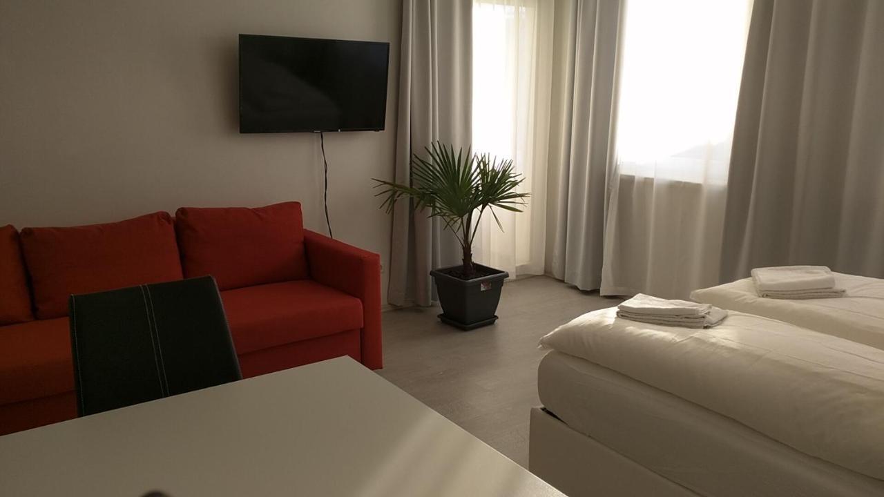 101 Athen, Studio Apartment, 38M2 1-4 Pers クラーゲンフルト エクステリア 写真